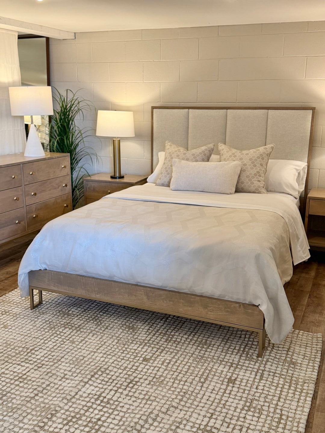 Cosmopolitan Bedroom Collection