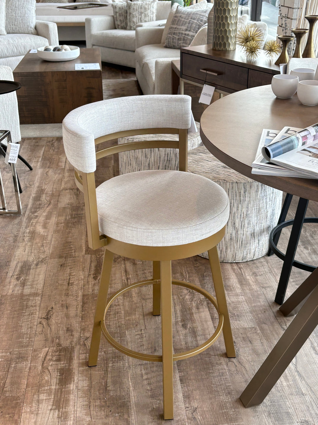 Rowan Swivel Stool