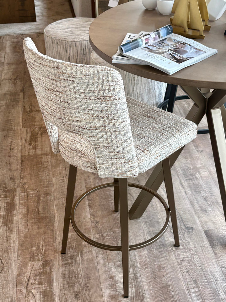 Elise Stool
