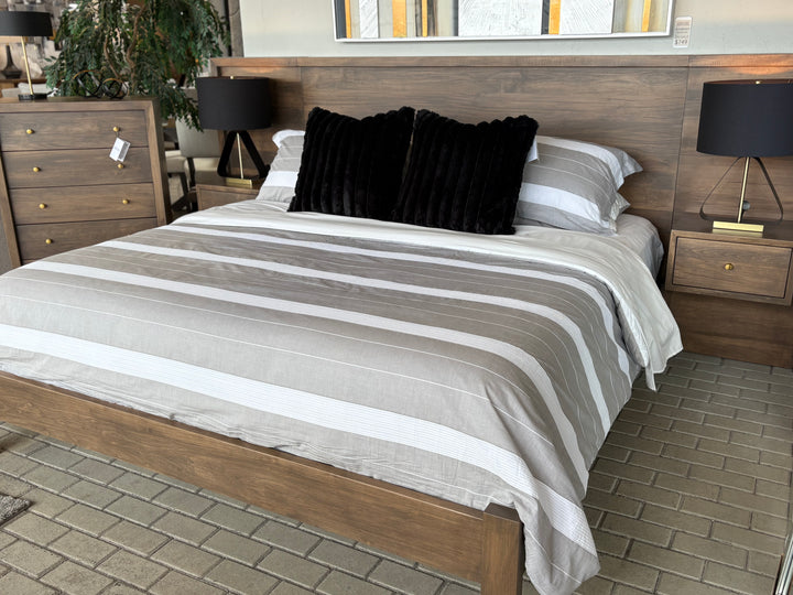The Retreat Extended Panel Bed with Built In Nighstands