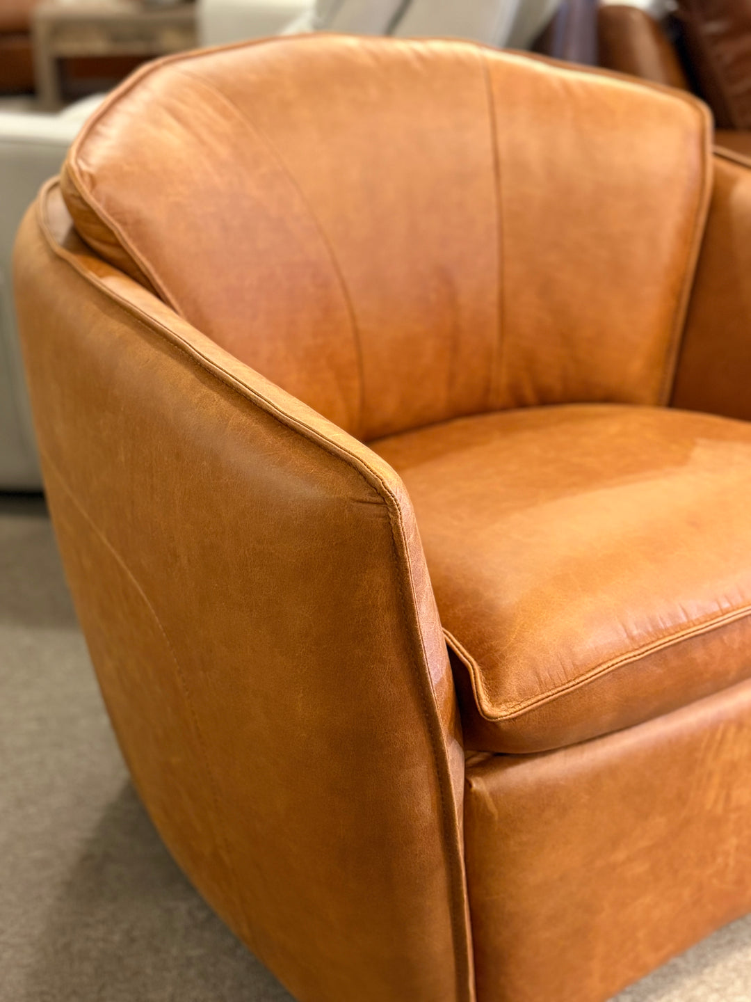 Boston Swivel Chair