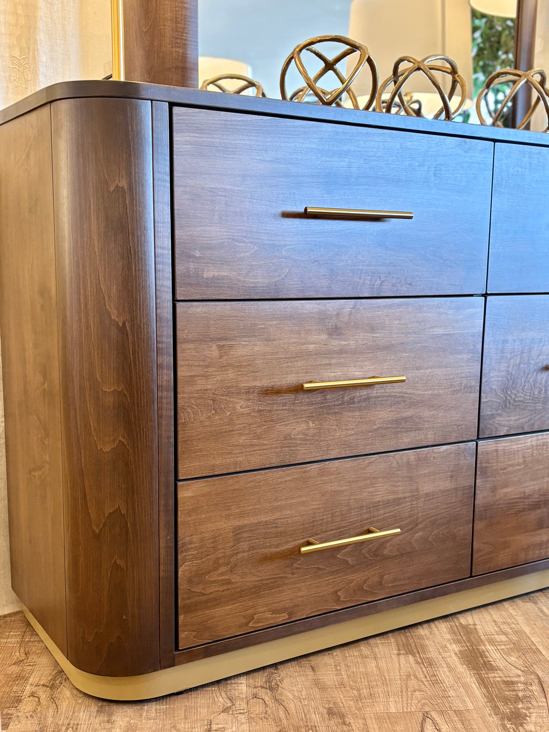 Unity Dresser