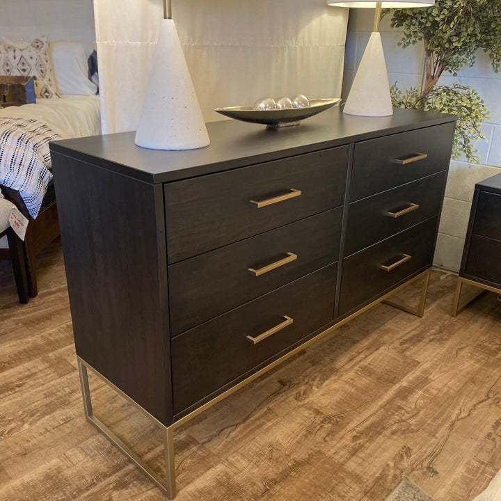 Cosmopolitan Dresser