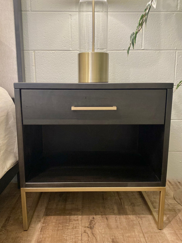 Cosmopolitan 1 Drawer Nightstand
