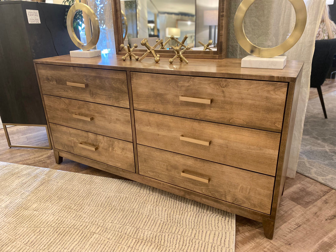 Shoreline Dresser